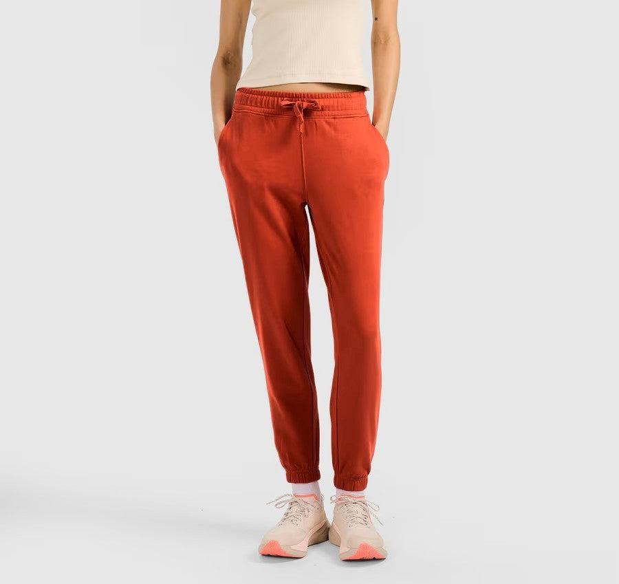Chic Red Trouser